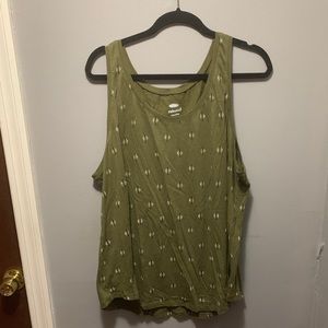 Old Navy XXL relaxed fit olive green pattern tank